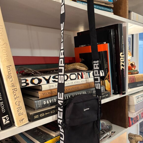 Supreme SS 18 shoulder bag - Picture 2 of 5